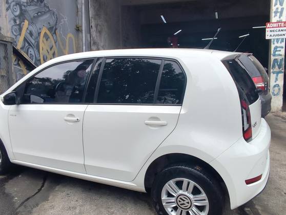 VOLKSWAGEN UP 1.0 MPI MOVE UP 12V FLEX 4P AUTOMATIZADO VOLKSWAGEN UP 1.0 MPI MOVE UP 12V FLEX 4P AUTOMATIZADO